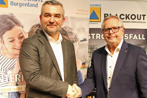 LR Dorner gratuliert Herbert Wagner