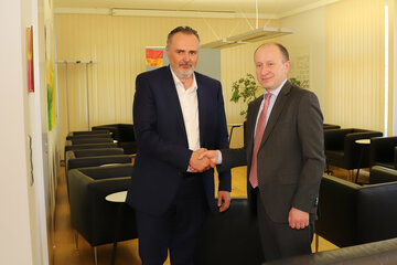 Landeshauptmann Mag. Hans Peter Doskozil empfing den ukrainischen Botschafter Dr. Vasyl Khymynets zum Arbeitsgespräch