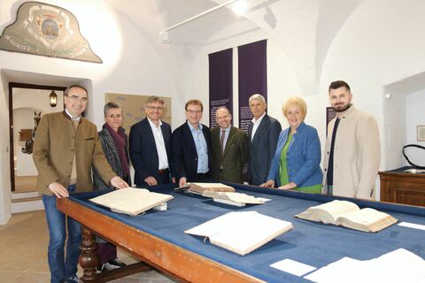 Zahlreiche originale Exponate, die das Leben und Wirken der Familie Batthyány zeigen, werden in der Ausstellung präsentiert.