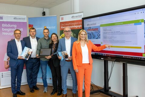 Jürgen Neuwirth (Bildungsdirektiron), Bernd Hochwarter (Obmann Bildungsserver), Thomas Leitgeb (PH Burgenland), Sabine Weisz (Rektorin PH Burgenland), Herbert Gabriel (Vizerektor PH Burgenland) und Landesrätin Daniela Winkler.