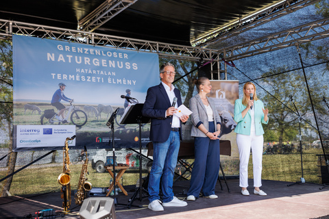 Mag. Patrik Hierner, Erlebnisregionsmanager Region Neusiedler See, LH-Stv.in Anja Haider-Wallner, LR.in Mag.a (FH) Daniela Winkler (v.l.).