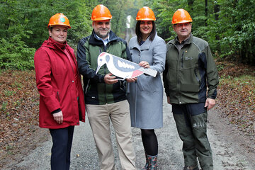 Andrea Wagner, Vizepräsidentin der Landwirtschaftskammer Österreich, Matthias Grün, Geschäftsführer PANNATURA, Landeshauptmann-Stellvertreterin Astrid Eisenkopf und Rudolf Rosenstatter, Obmann Waldverband Österreich, (v.l.) bei der Eröffnung der Waldtage 2022.