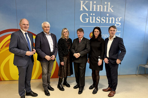 Franz Öller (kaufm. GF Gesundheit Burgenland), Stephan Kriwanek (med. GF Gesundheit Burgenland), Bianca Puntigam (Pflegedirektorin Klinik Güssing), Primar Gerhard Puhr, Jasmin Peischl-Kindler (Assistentin der Klinikleitung Güssing), Erich Willhuber(Ärztl. Direktor Klinik Güssing)