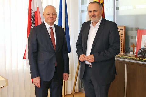 Landeshauptmann Hans Peter Doskozil hieß den Botschafter der Bundesrepublik Deutschland in Österreich, Michael Klor-Berchtold, herzlich willkommen