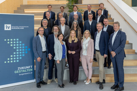 Am neu eröffneten Ceramico Campus Stoob fand der erste HTL Roundtable der Industriellenvereinigung (IV) Burgenland statt.