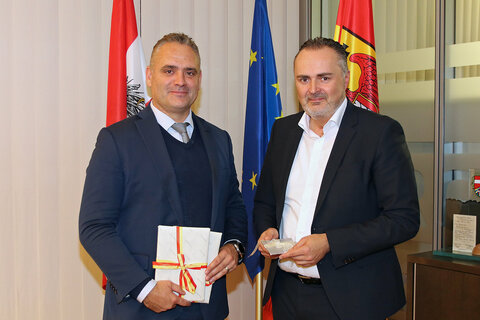 Landeshauptmann Hans Peter Doskozil hieß den neuseeländischen Staatssekretär Fletcher Tabuteau herzlich willkommen