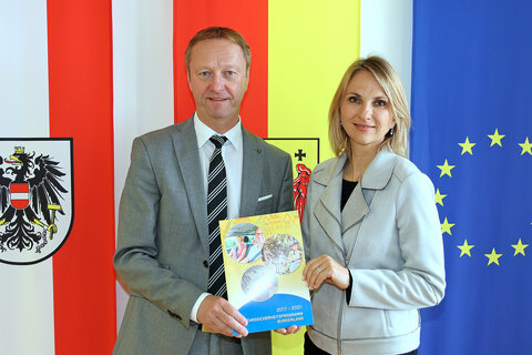 Landeshauptmannstellvertreter Johann Tschürtz stellte gemeinsam mit Sabine Kaulich vom KFV die Verkehrssicherheitskampagne 2019 des Landes und des KFV vor