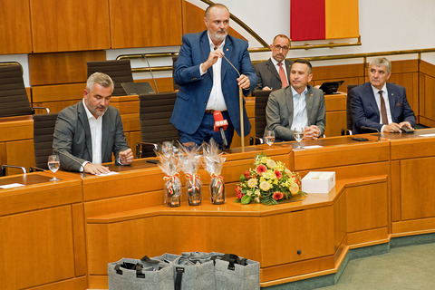 Verabschiedung Podium