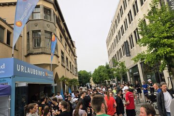 Naturgenuss, Wein, Kulinarik und pannonische Gastfreundschaft mitten in Stuttgart: Eindrücke vom Burgenland-Auftritt bei „Best Cars goes Public“ im Dorotheen Quartier.