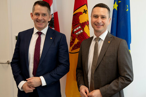 LAbg. Robert Hergovich, stellvertretend für LH Hans Peter Doskozil im AdR, und Mag. Rainer Winter, zuständig für Europa und Internationales im Amt der Burgenländischen Landesregierung.