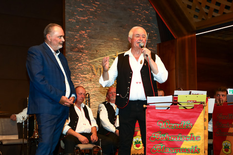 Werner "Wendi" Wendelin mit Landeshauptmann Hans Peter Doskozil