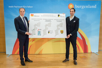 Wirtschaftslandesrat Dr. Leonhard Schneemann und der Vorstandsvorsitzende der Burgenland Energie, Mag. Dr. Stephan Sharma, präsentierten Details zum Breitbandausbau im Burgenland.