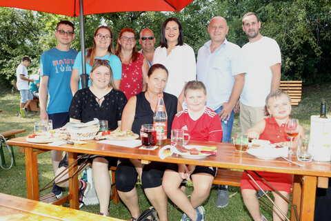 Roland Muhr, Landeshauptmann-Stellvertreterin Mag. a Astrid Eisenkopf, Fabio Doppelhofer, Mira Hirczy, Franziska Faterl, Elisabeth Doppelhofer, Thomas Radits, Manfred Doppelhofer, Alexander Doppelhofer, Larissa Hirczy und Andreas Hirczy /