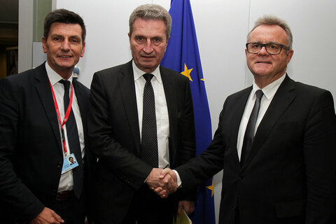 LH Hans Niessl und LTP Christian Illedits trafen in Brüssel mit EU-Kommissar Günther Oettinger und AdR-Präsident Karl-Heinz Lambertz, Österreichs Botschafter bei der Europäischen Union, zu informellen Gesprächen