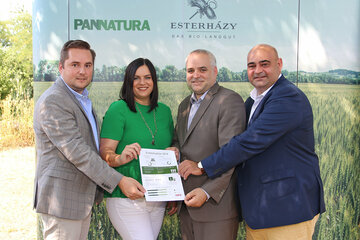 Präsentierten Bilanz der Ernte 2019: Biobauer Martin Pinczker, Agrarlandesrätin Astrid Eisenkopf, Matthias Grün, Pannatura GmbH, Hannes Mosonyi, Obmann Landesgremium Agrarhandel in der Wirtschaftskammer