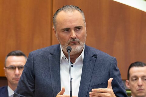 Landeshauptmann Hans Peter Doskozil bei seiner Budgetrede im Burgenländischen Landtag