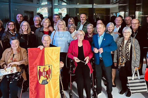 Landeshauptmann Mag. Hans Peter Doskozil mit den Mitgliedern des Burgenländer Clubs rund um Präsident Rudy Graf in Toronto.