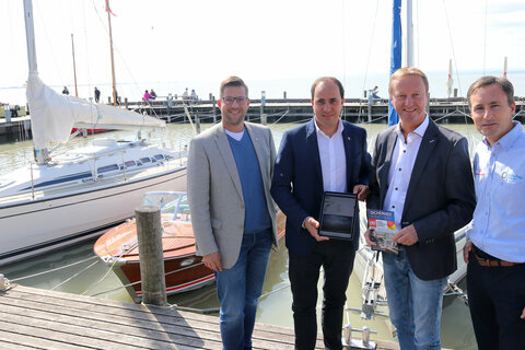 Leitstellenleiter Alexander Heller, LSZ-Geschäftsführer Christian Spuller, Landeshauptmann-Stellvertreter Johann Tschürtz und Stefan Glanz-Michaelis vom Österreichischen Segelverband.