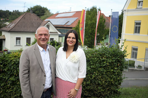 Landeshauptmann-Stv. Mag.a Astrid Eisenkopf mit Bürgermeister, Landtagsabgeordneter Wolfgang Sodl (v.r.).