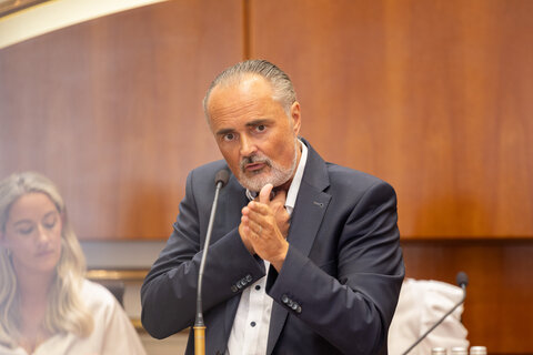 Landeshauptmann Hans Peter Doskozil beim Sonderlandtag zur Finanzlage des Burgenlandes