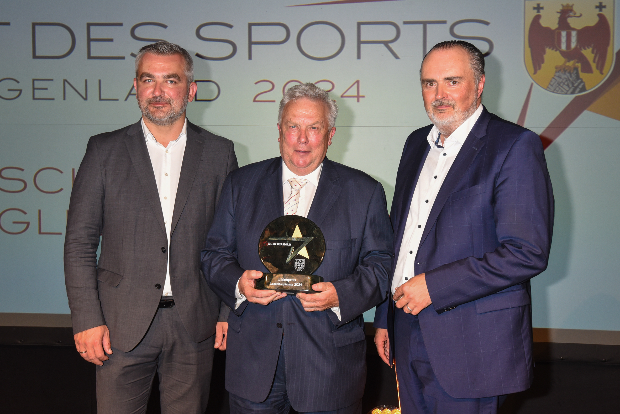 „Ehrenpreis des Landeshauptmannes“: Landeshauptmann Hans Peter Doskozil mit Georg Fundak