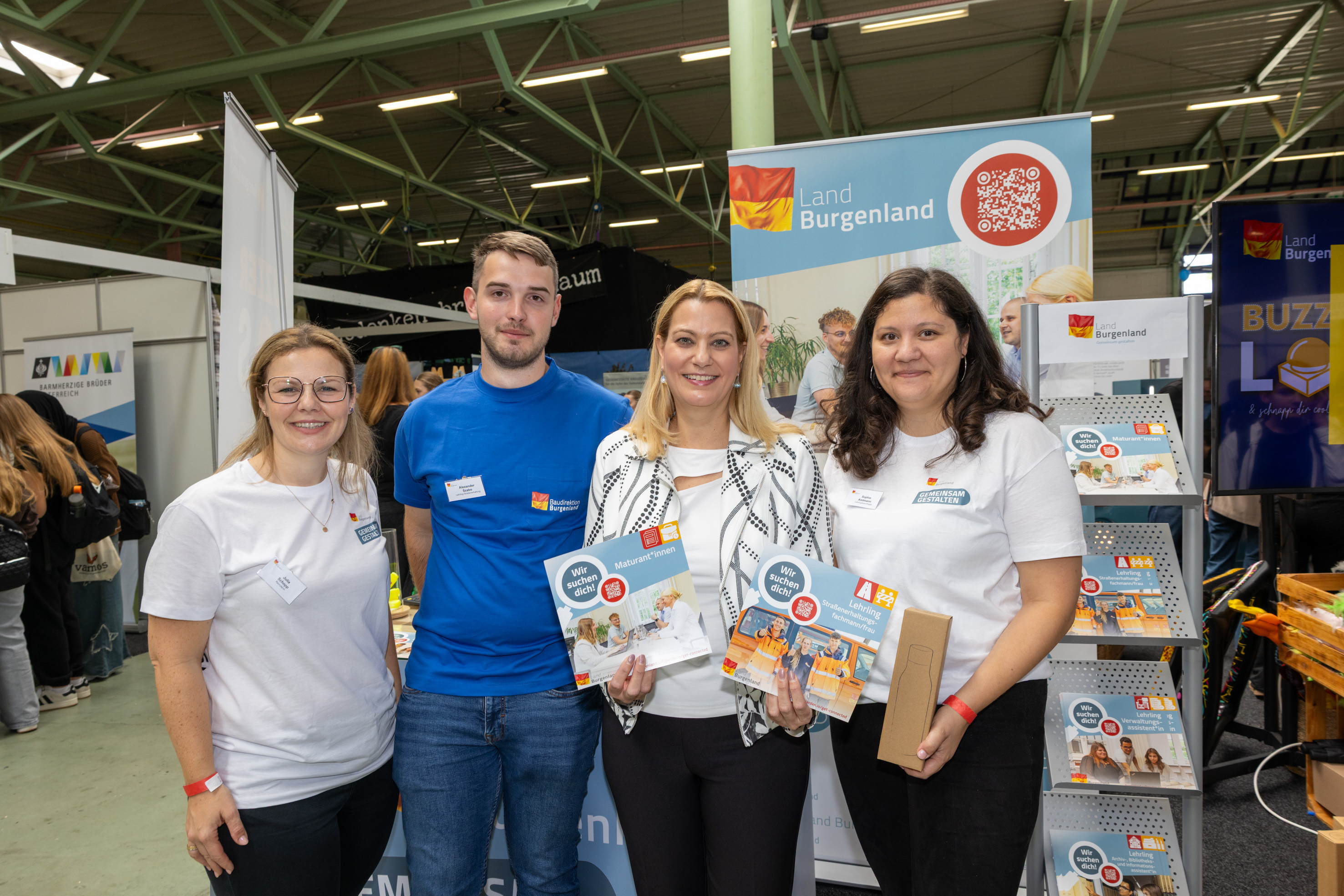 Bildungslandesrätin Mag.a (FH) Daniela Winkler besuchte die Bildungs- und Berufsorientierungsmesse in Oberwart.
