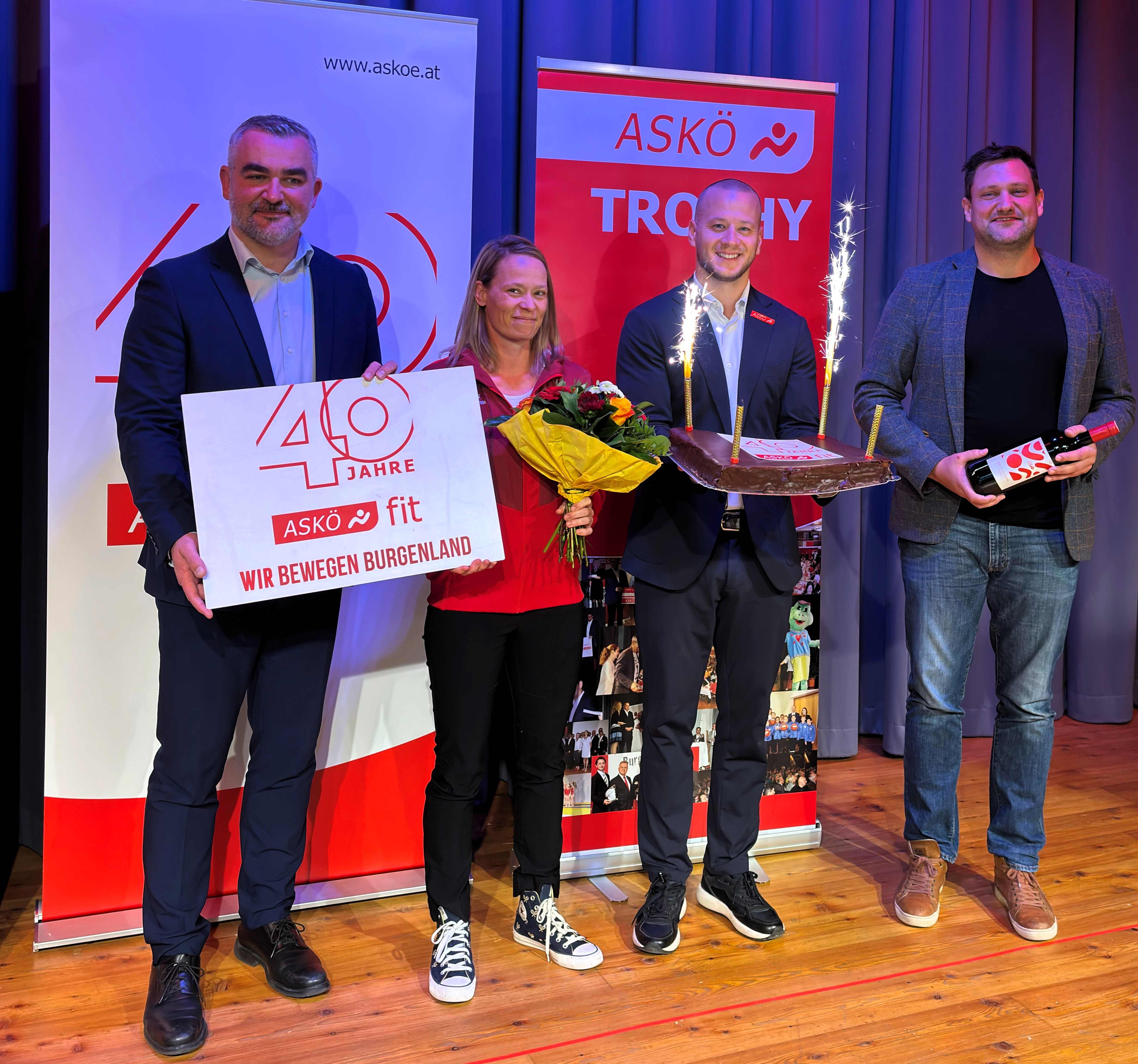 Sportlandesrat Heirnich Dorner gratulierte  ASKÖ Burgenland Präsident Maximilian Köllner, MA, und Kristin Haider-Maurer MBA, ASKÖ Burgenland, zum Jubiläum