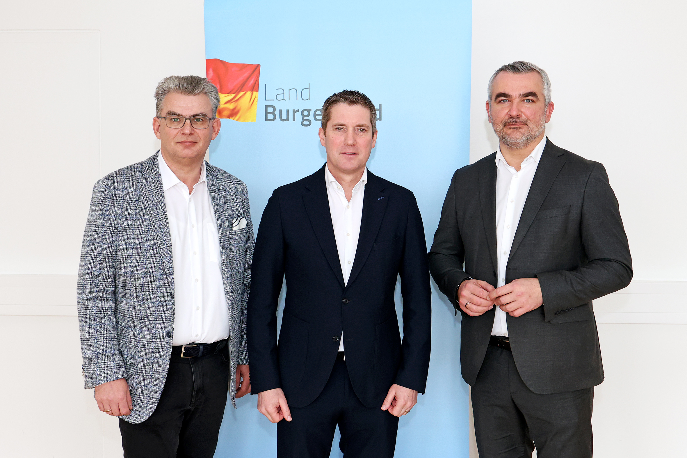 LAndesrat Heinrich Dorner stellt die Neustrukturierte Bau und Betrieb Burgenland vor