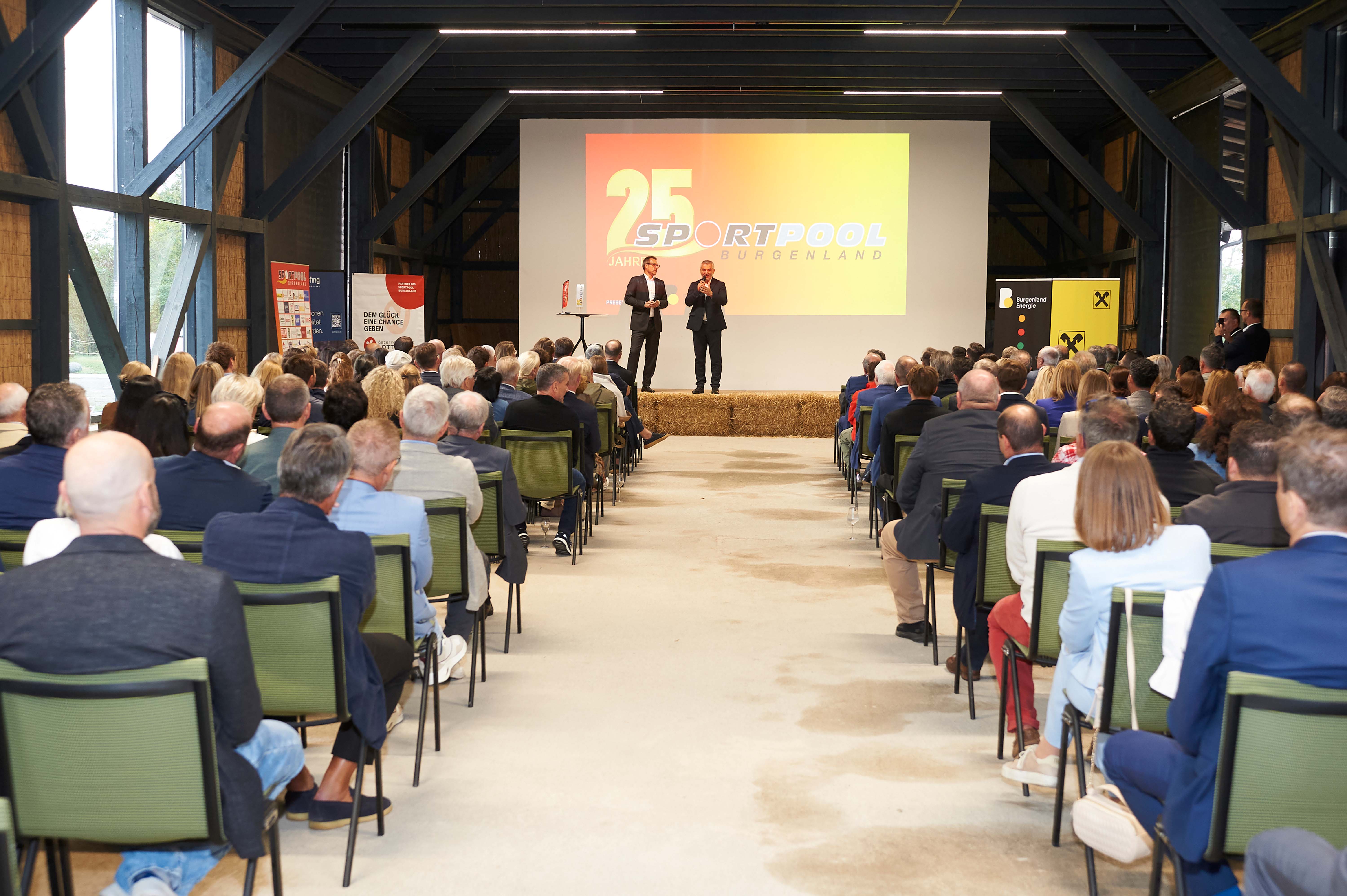In Donnerskirchen wurde am Montag das 25-jährige Bestehen des Sportpool Burgenland gefeiert.