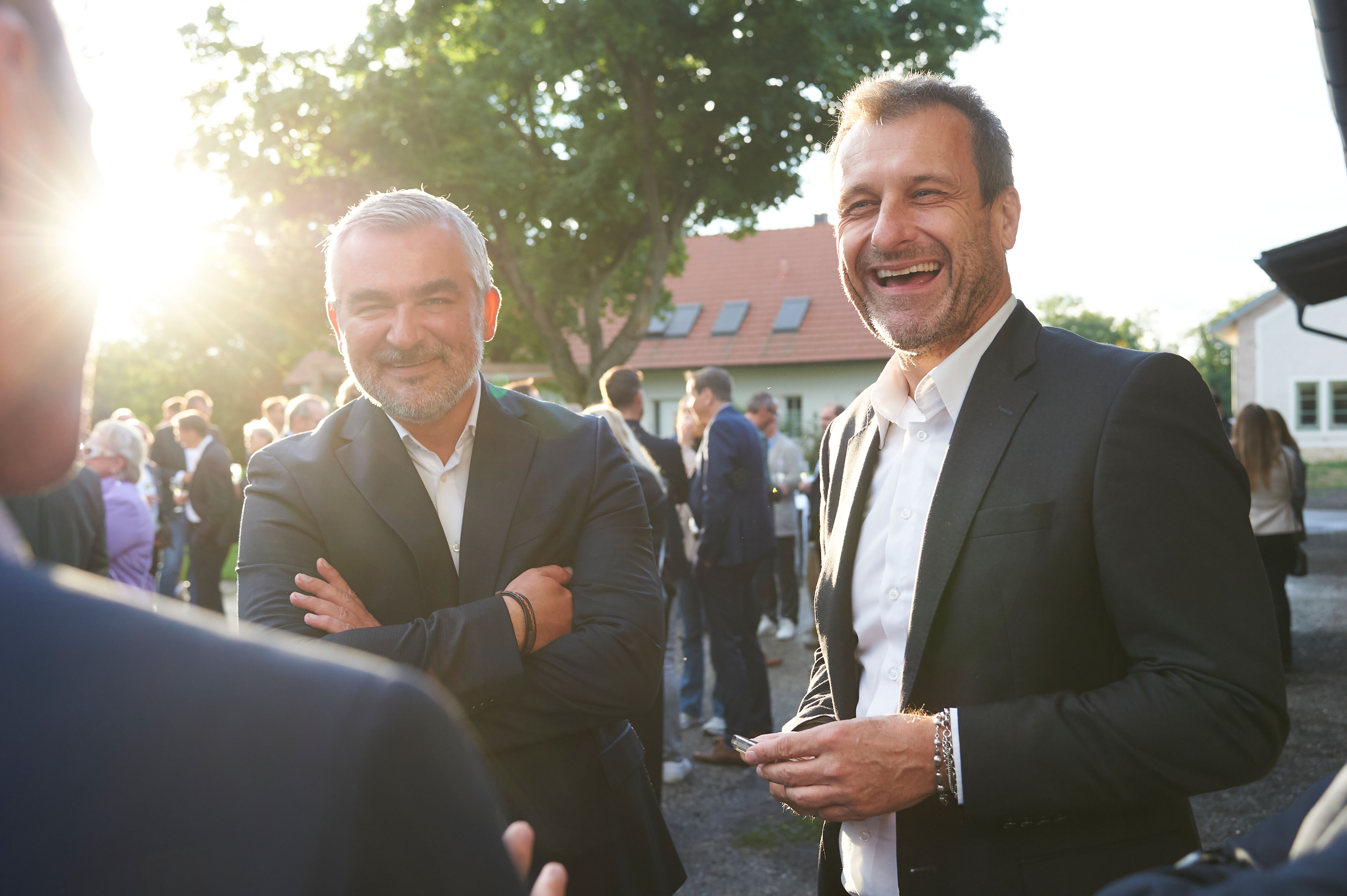 Sportlandesrat Heinrich Dorner und Sportpool-Obmann Thomas Trukesitz (v.l.) bei der Jubiläumsfeier im Gespräch.